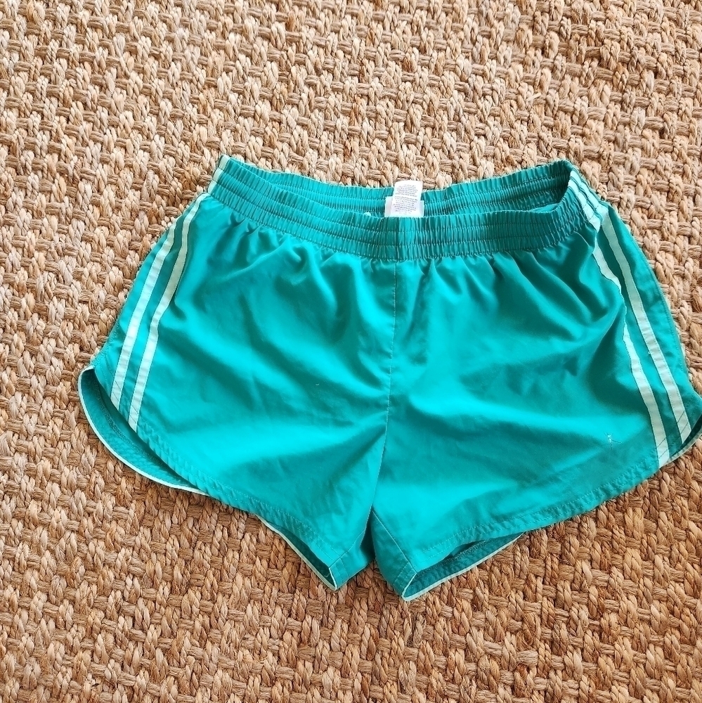 DANAKIN Green Athletic Shorts. SIZE Medium